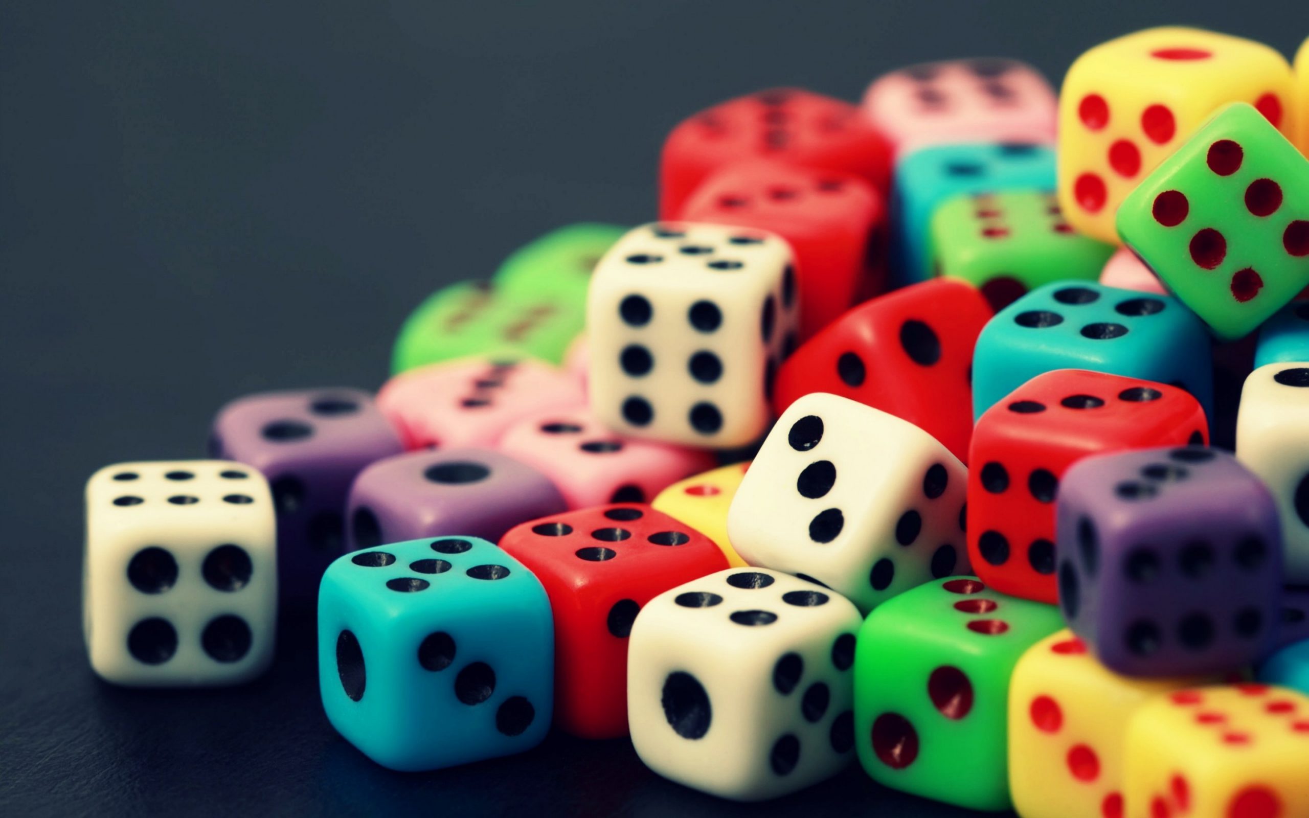 Simple Dice Rolling Simulator using Python